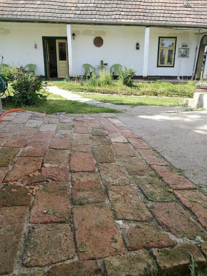 Hotel Terez Haza Pazmand Zewnętrze zdjęcie